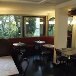 Les 3 Cles Hotel 4*
