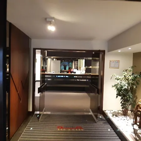 Hotell Les 3 Cles