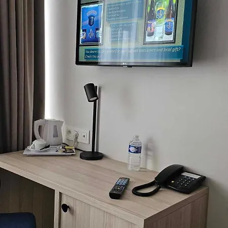 Les 3 Cles Отель