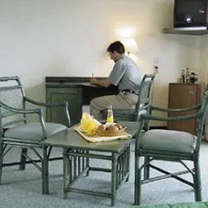فندق Les 3 Cles 4*