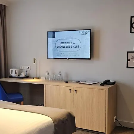 Les 3 Cles Отель