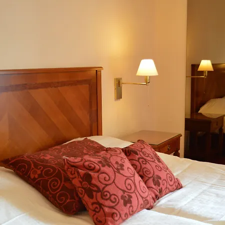 Les 3 Cles Hotel 4*