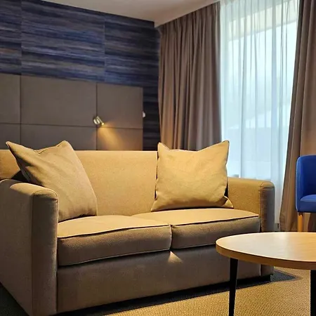 Отель Les 3 Cles 4*