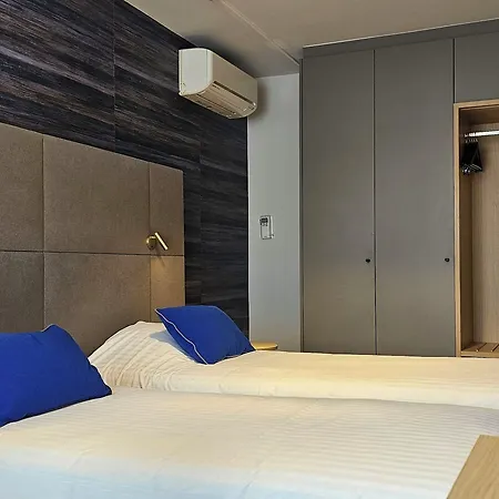Les 3 Cles Hotell 4*