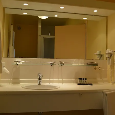 Les 3 Cles Hotel