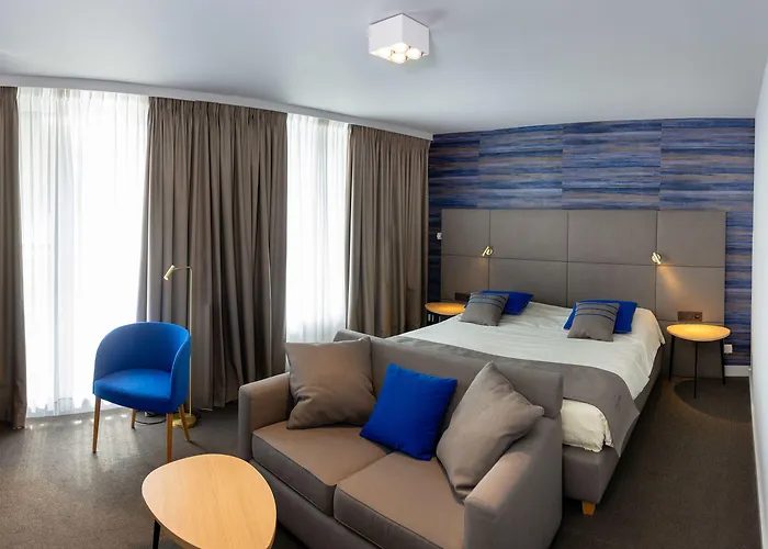 Les 3 Cles Отель