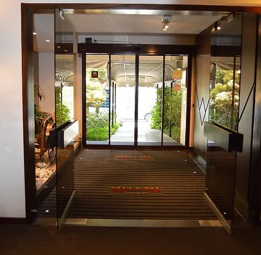 Les 3 Cles Отель